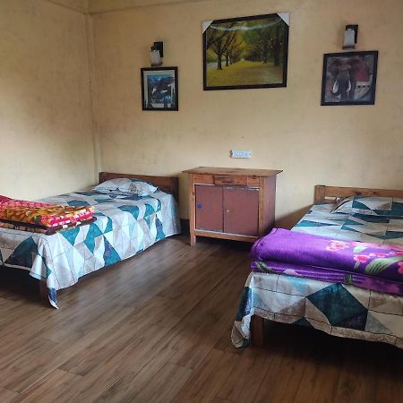 D Cloud Guesthouse Cherrapunji Bagian luar foto