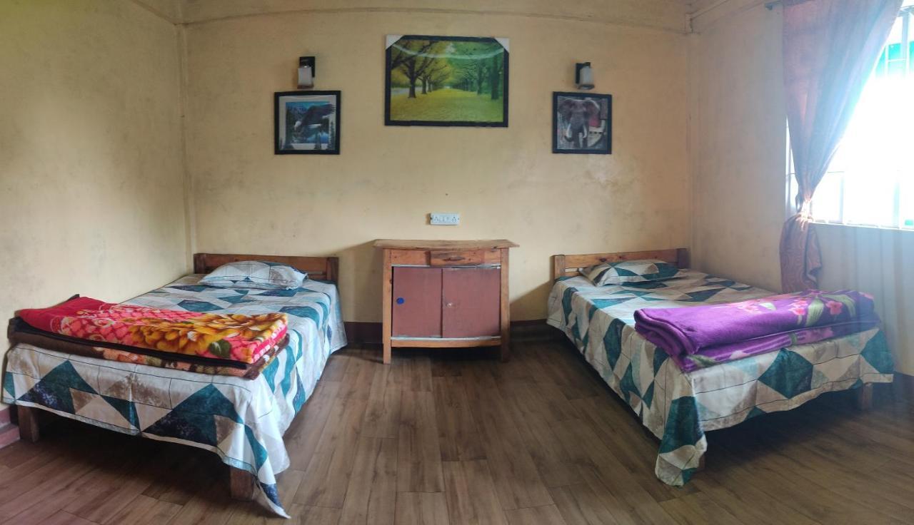 D Cloud Guesthouse Cherrapunji Bagian luar foto