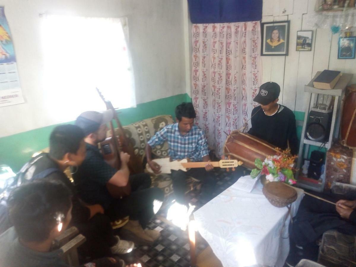 D Cloud Guesthouse Cherrapunji Bagian luar foto